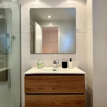 Spacious 1 Bedroom In Bonanova アパート バルセロナ